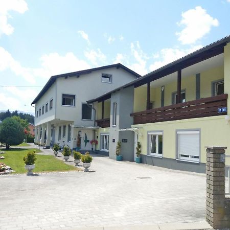 Alpenblick - Modernes Apartment In Ruhelage Villach Exteriér fotografie