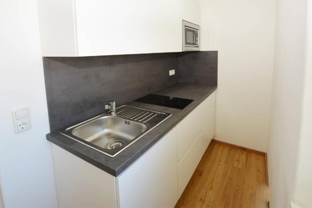 Alpenblick - Modernes Apartment In Ruhelage Villach Exteriér fotografie